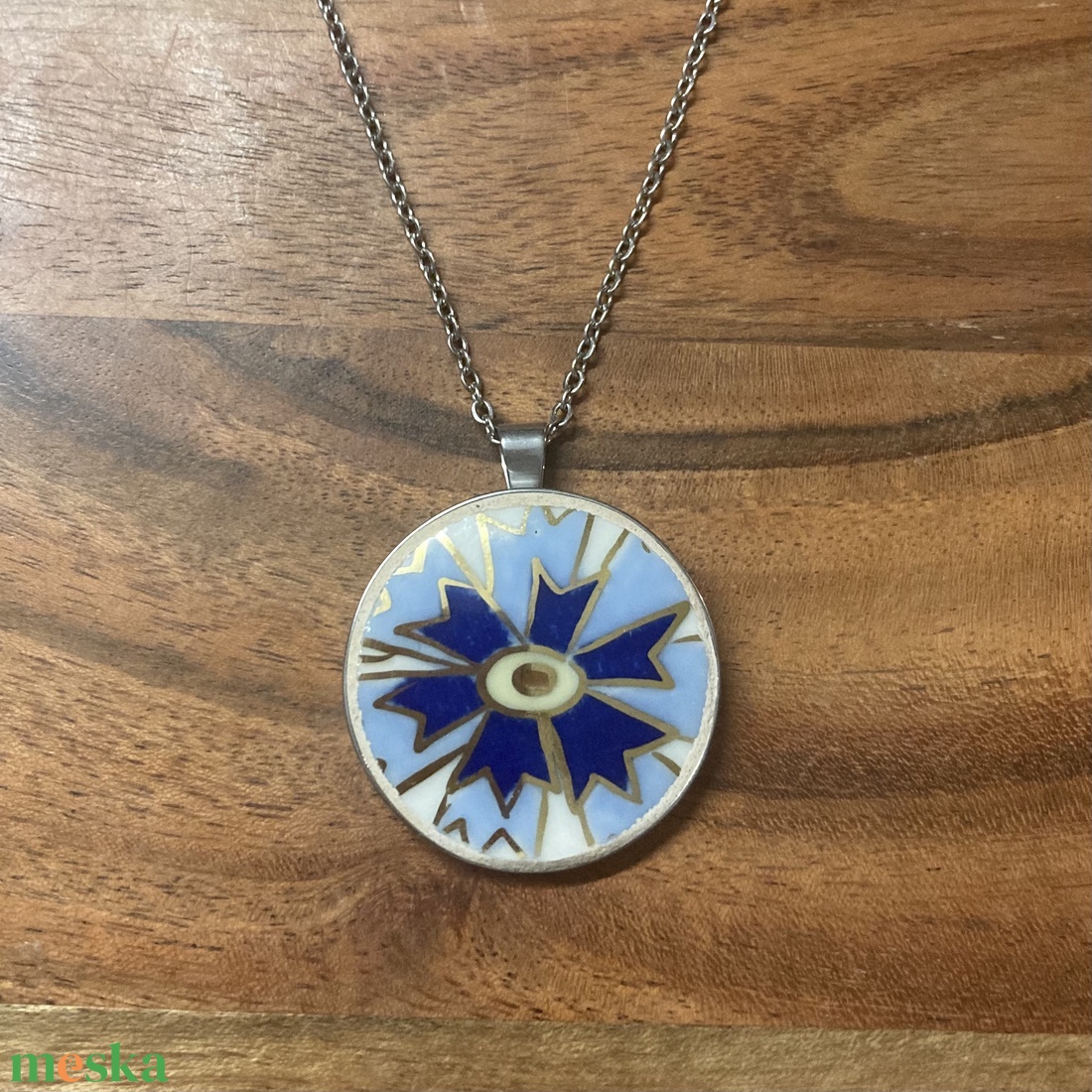 Mentett búzavirágos darabok - nemesacél nyaklánc porcelánnal, nagy medál - ékszer - nyaklánc - medálos nyaklánc - Meska.hu
