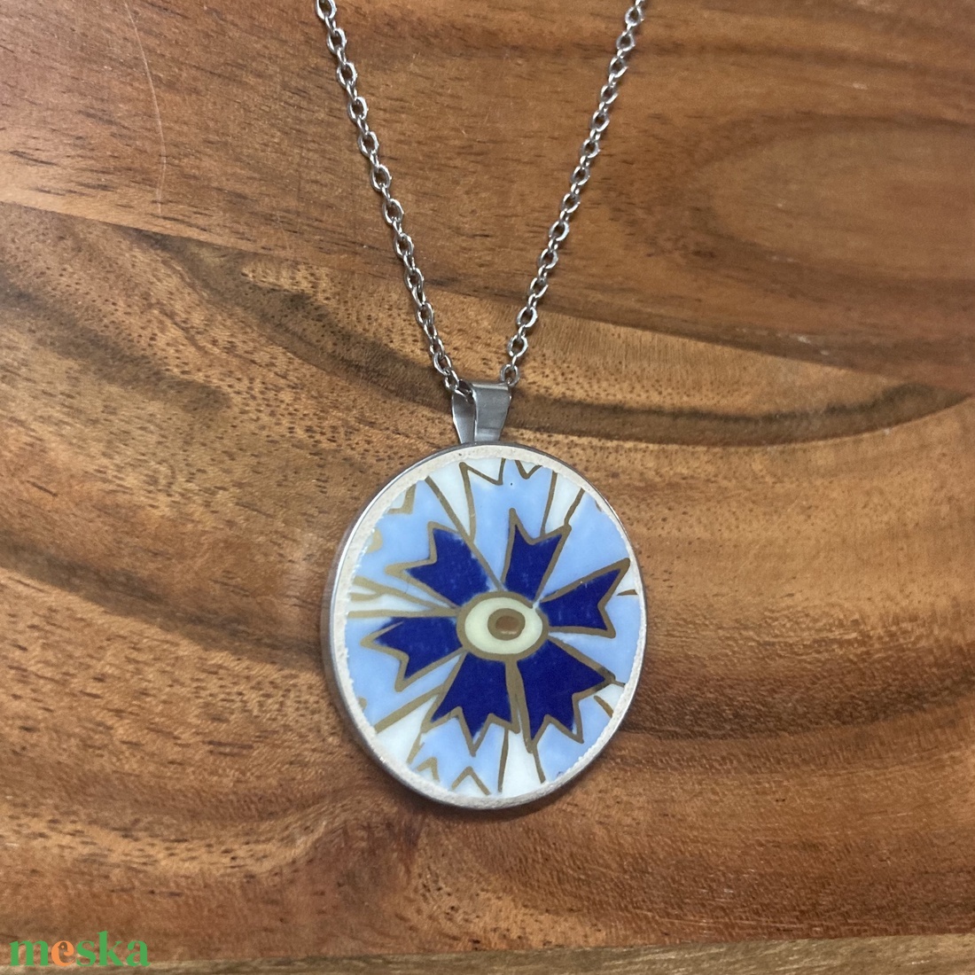 Mentett búzavirágos darabok - nemesacél nyaklánc porcelánnal, nagy medál - ékszer - nyaklánc - medálos nyaklánc - Meska.hu