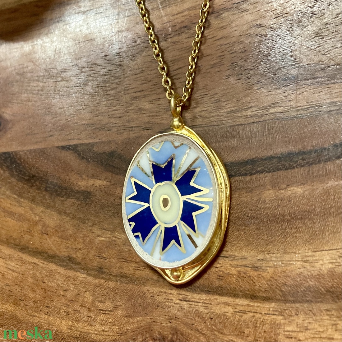 Aranyozott medál - Zsolnay búzavirágos mentett darabok - medál vagy nyaklánc - ékszer - nyaklánc - medálos nyaklánc - Meska.hu