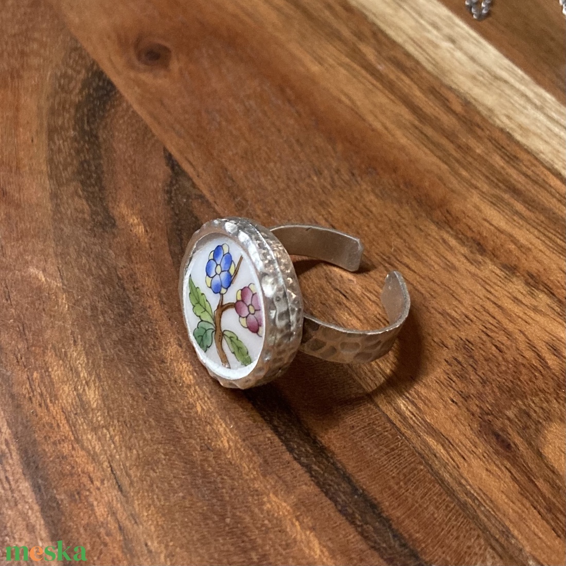 Herendi mentett darabok - porcelán gyűrű - virágos, állítható - ékszer - gyűrű - statement gyűrű - Meska.hu