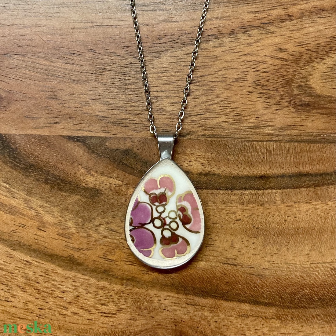 Zsolnay mentett darabok - virágos porcelán nyaklánc - nemesacél csepp medálos nyaklánc - ékszer - nyaklánc - medálos nyaklánc - Meska.hu