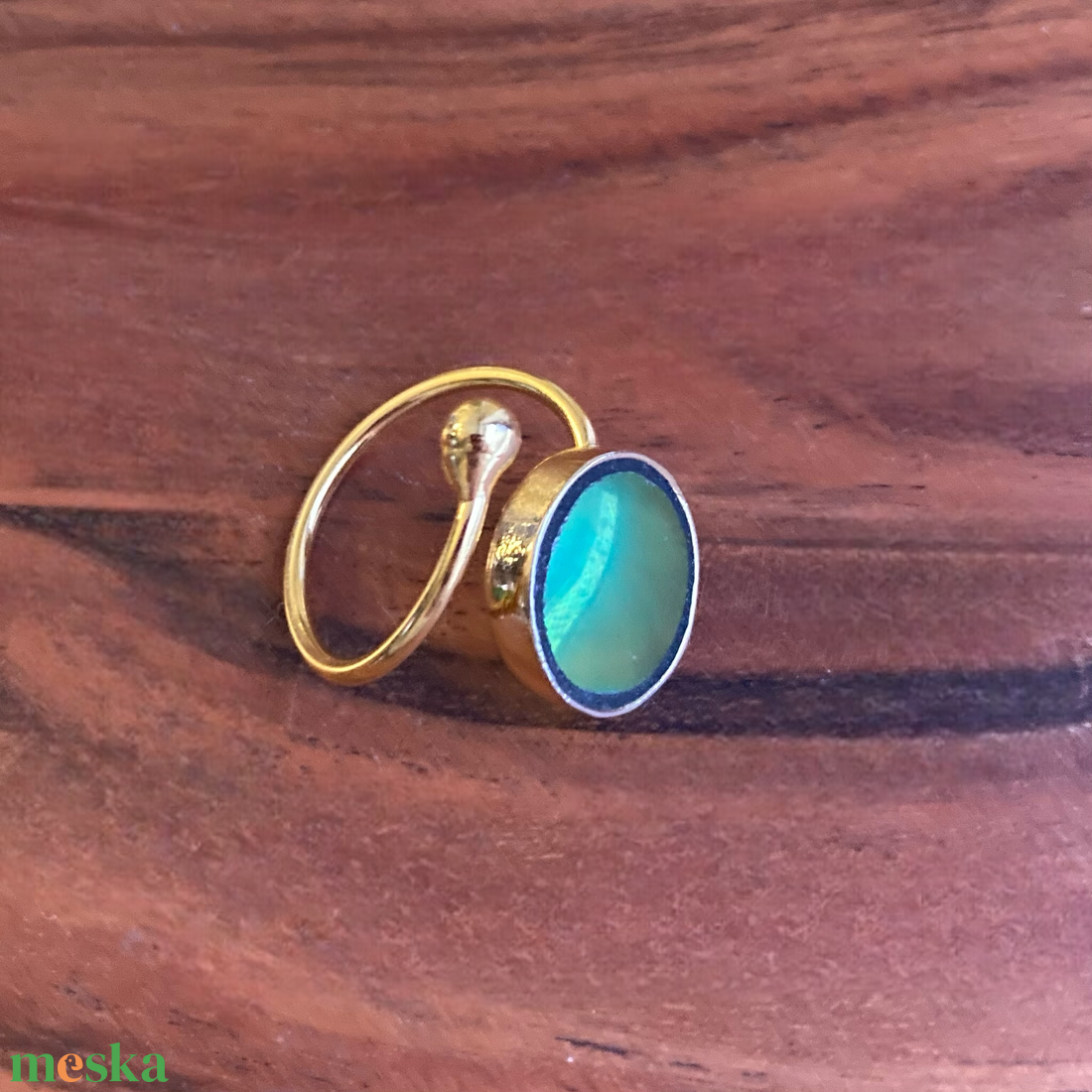 Eozinos aranyozott gyűrű - mentett porcelán darabok, állítható - ékszer - gyűrű - kerek gyűrű - Meska.hu