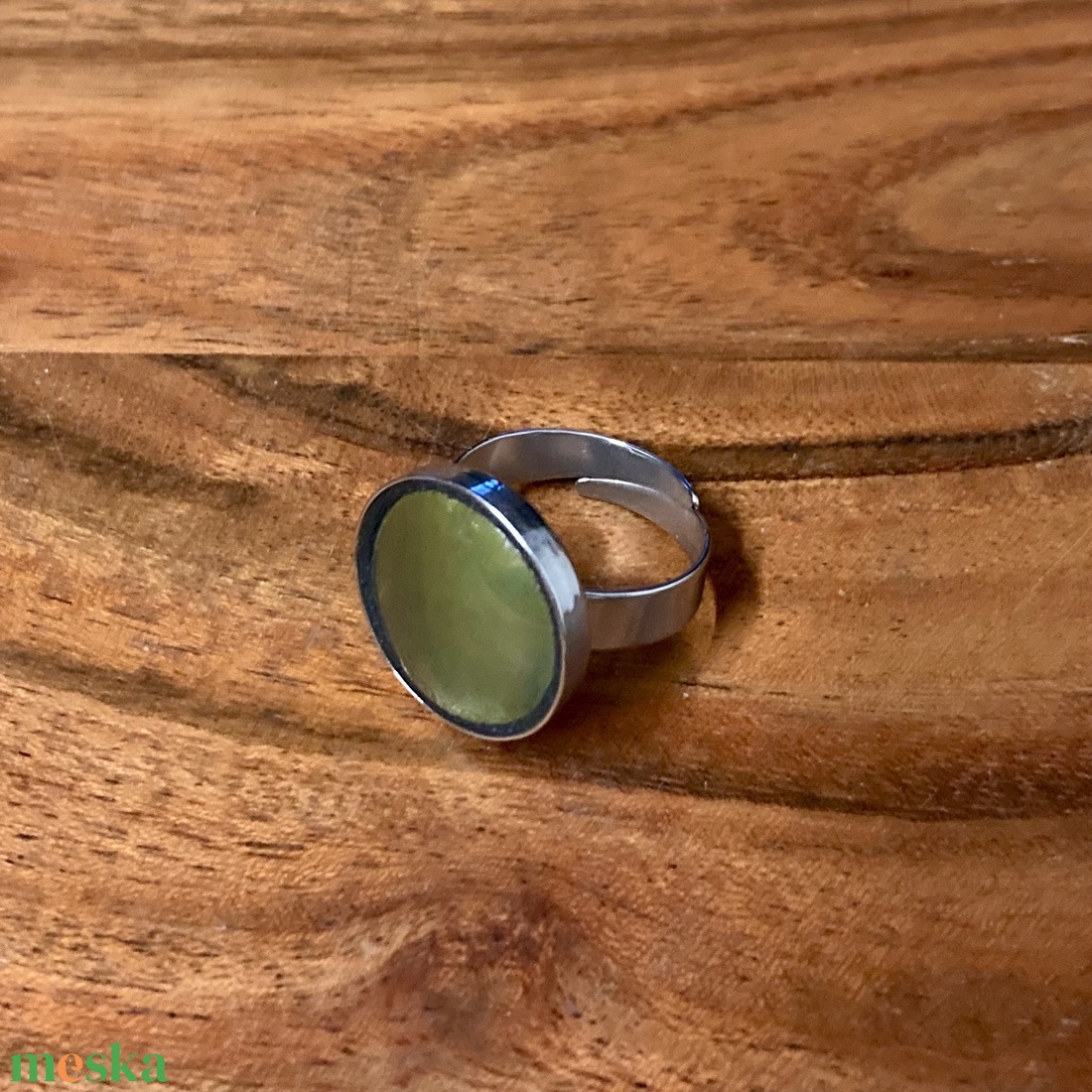 Eozinos mentett porcelán darabok - nemesacél gyűrű - eozin mázas, állítható - ékszer - gyűrű - kerek gyűrű - Meska.hu