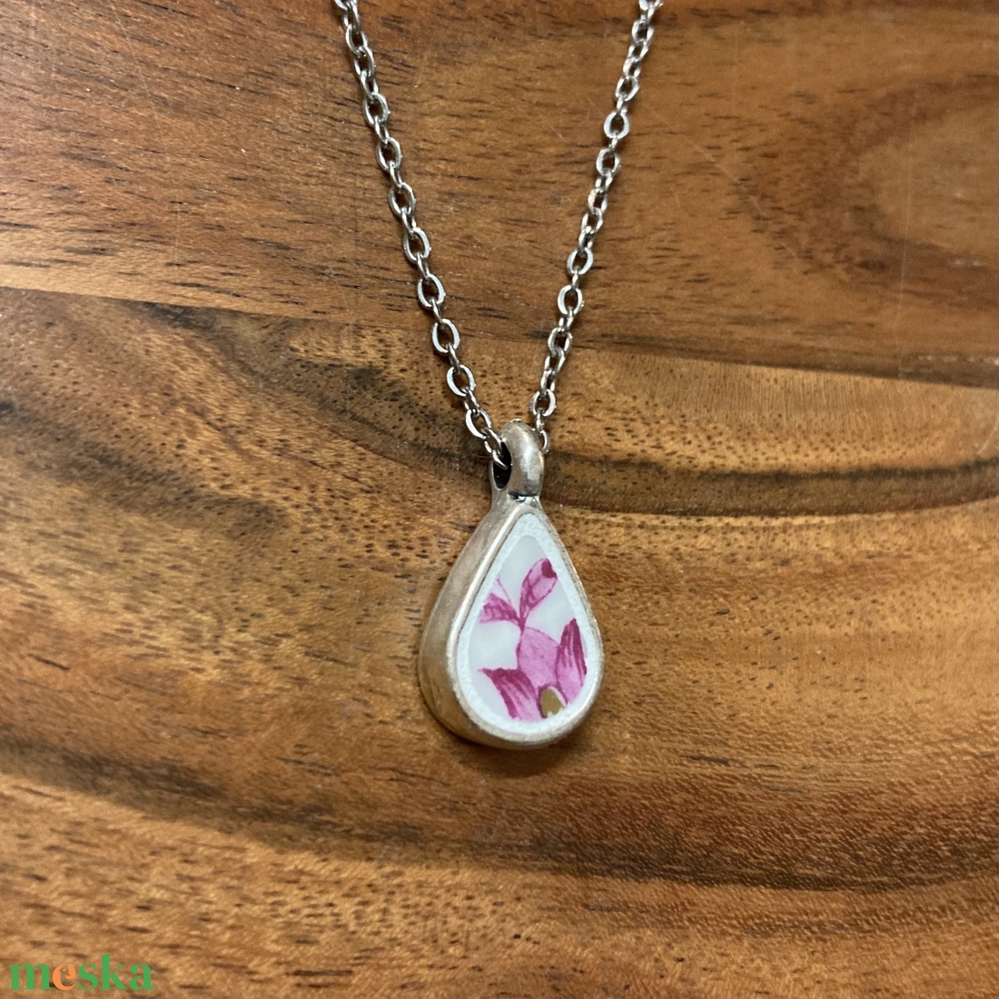 Mentett porcelán darabok - pici csepp medálos nyaklánc - nemesacél lánccal - ékszer - nyaklánc - medálos nyaklánc - Meska.hu