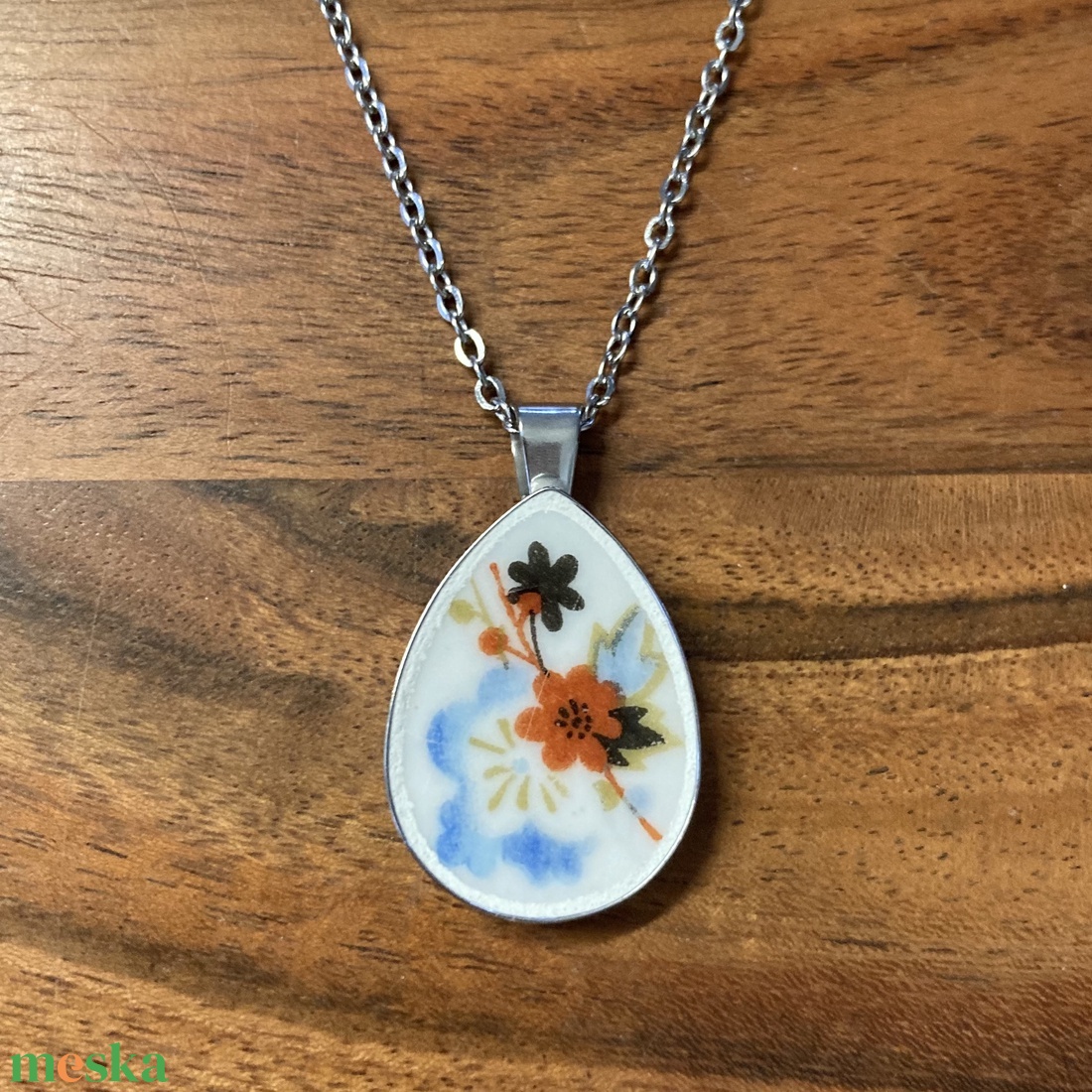 Mentett porcelán darabok - virágos nyaklánc - nemesacél csepp medálos - ékszer - nyaklánc - medálos nyaklánc - Meska.hu