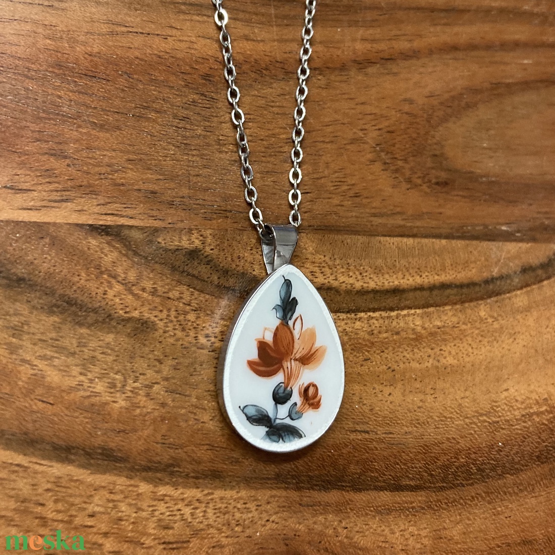 Mentett porcelán darabok - virágos nyaklánc - nemesacél csepp medálos - ékszer - nyaklánc - medálos nyaklánc - Meska.hu