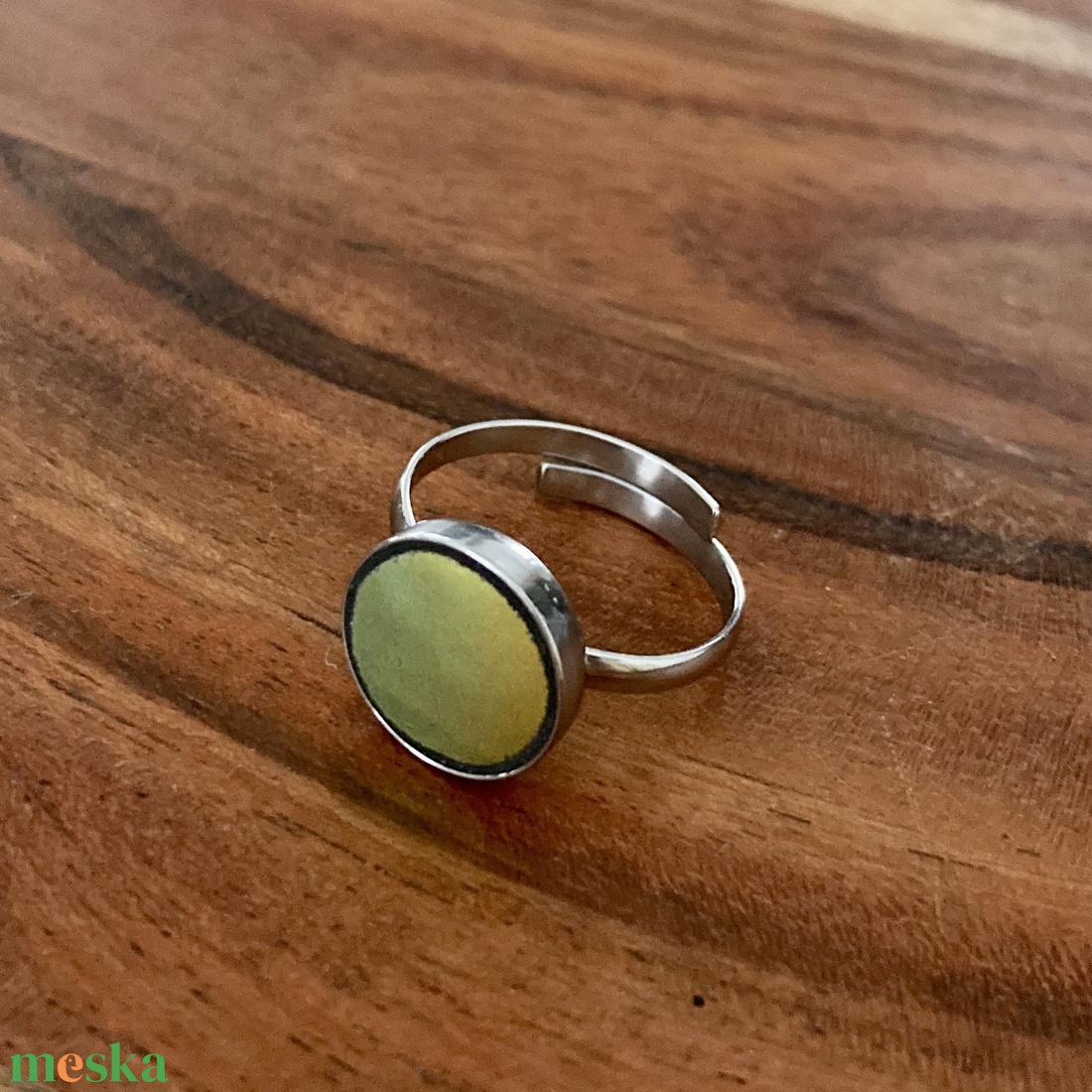 Eozinos mentett porcelán darabok - nemesacél gyűrű - eozin mázas, állítható - ékszer - gyűrű - kerek gyűrű - Meska.hu