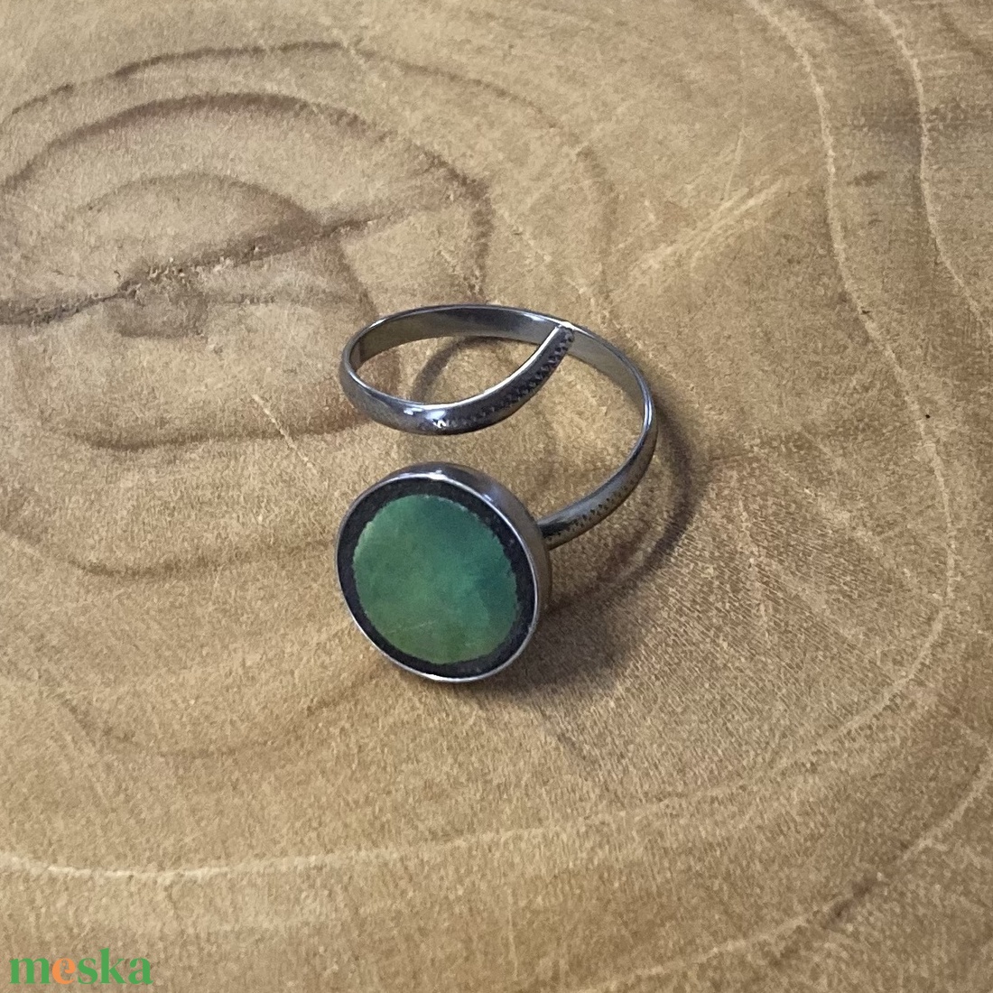 Eozinos mentett porcelán darabok - kígyós nemesacél gyűrű - eozin mázas, állítható - ékszer - gyűrű - kerek gyűrű - Meska.hu