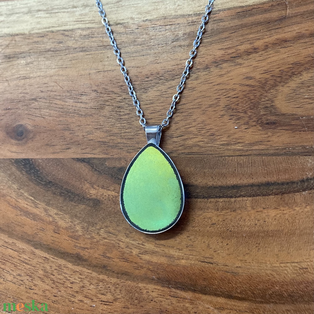 Eozinos mentett porcelán darabok - nyaklánc, nemesacél csepp medálos - ékszer - nyaklánc - medálos nyaklánc - Meska.hu