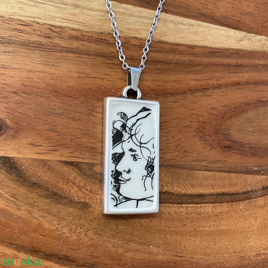 Mentett porcelán darabok - arc medálos nyaklánc nemesacél lánccal - ékszer - nyaklánc - medálos nyaklánc - Meska.hu