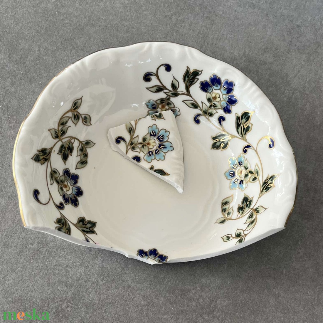 Mentett porcelán darabok - virágos medálos nyaklánc nemesacél lánccal - ékszer - nyaklánc - medálos nyaklánc - Meska.hu