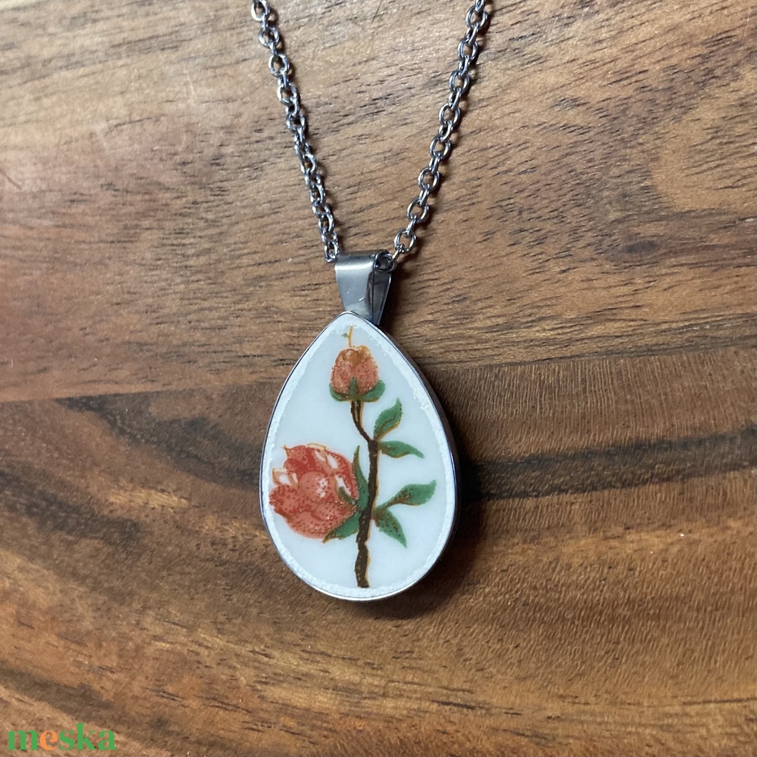 Mentett porcelán darabok - virágos nyaklánc - nemesacél csepp medálos - ékszer - nyaklánc - medálos nyaklánc - Meska.hu