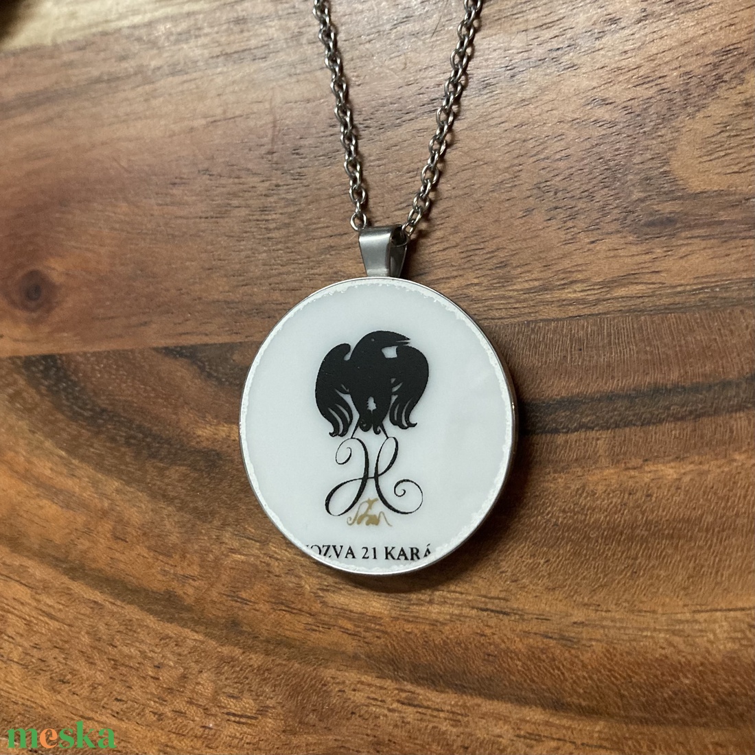 Mentett hollós porcelán darab - nemesacél nyaklánc - ékszer - nyaklánc - medálos nyaklánc - Meska.hu