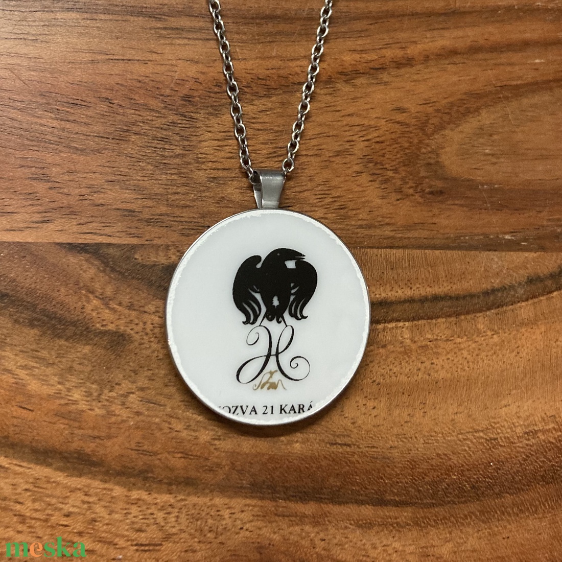 Mentett hollós porcelán darab - nemesacél nyaklánc - ékszer - nyaklánc - medálos nyaklánc - Meska.hu