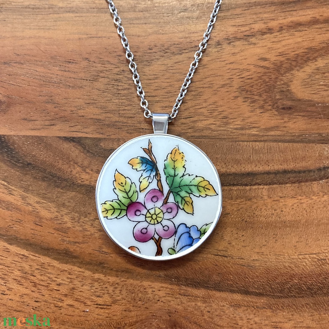 Mentett porcelán darabok - virágos nagy medálos nyaklánc - nemesacél - ékszer - nyaklánc - medálos nyaklánc - Meska.hu