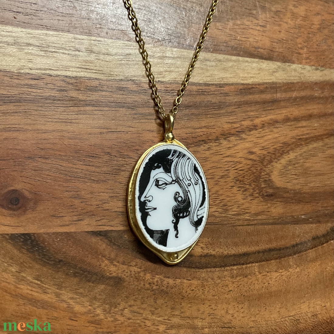 Aranyozott medál - mentett porcelán darabok - NŐI ARC medál vagy nyaklánc, I - ékszer - nyaklánc - medálos nyaklánc - Meska.hu