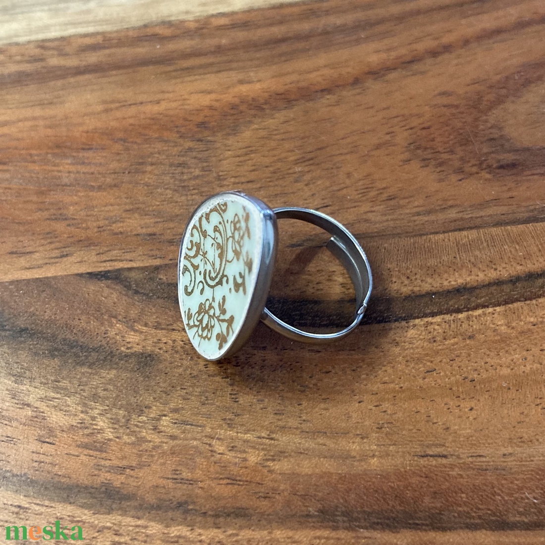 Francia mentett porcelán darabok - virágos nemesacél gyűrű, állítható - ékszer - gyűrű - kerek gyűrű - Meska.hu