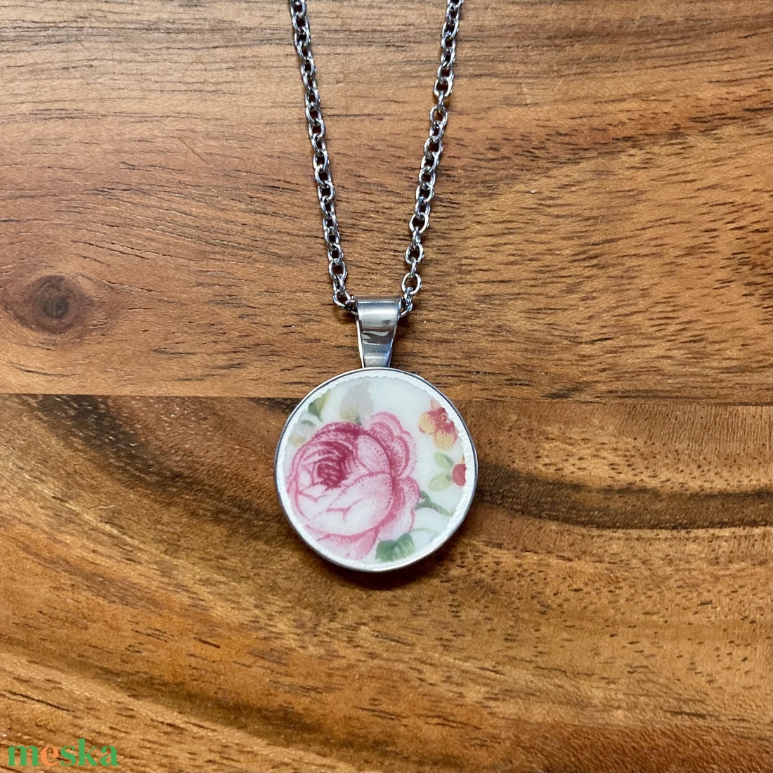 Francia mentett porcelán darabok - rózsás nyaklánc - nemesacél kerek medálos - ékszer - nyaklánc - medálos nyaklánc - Meska.hu