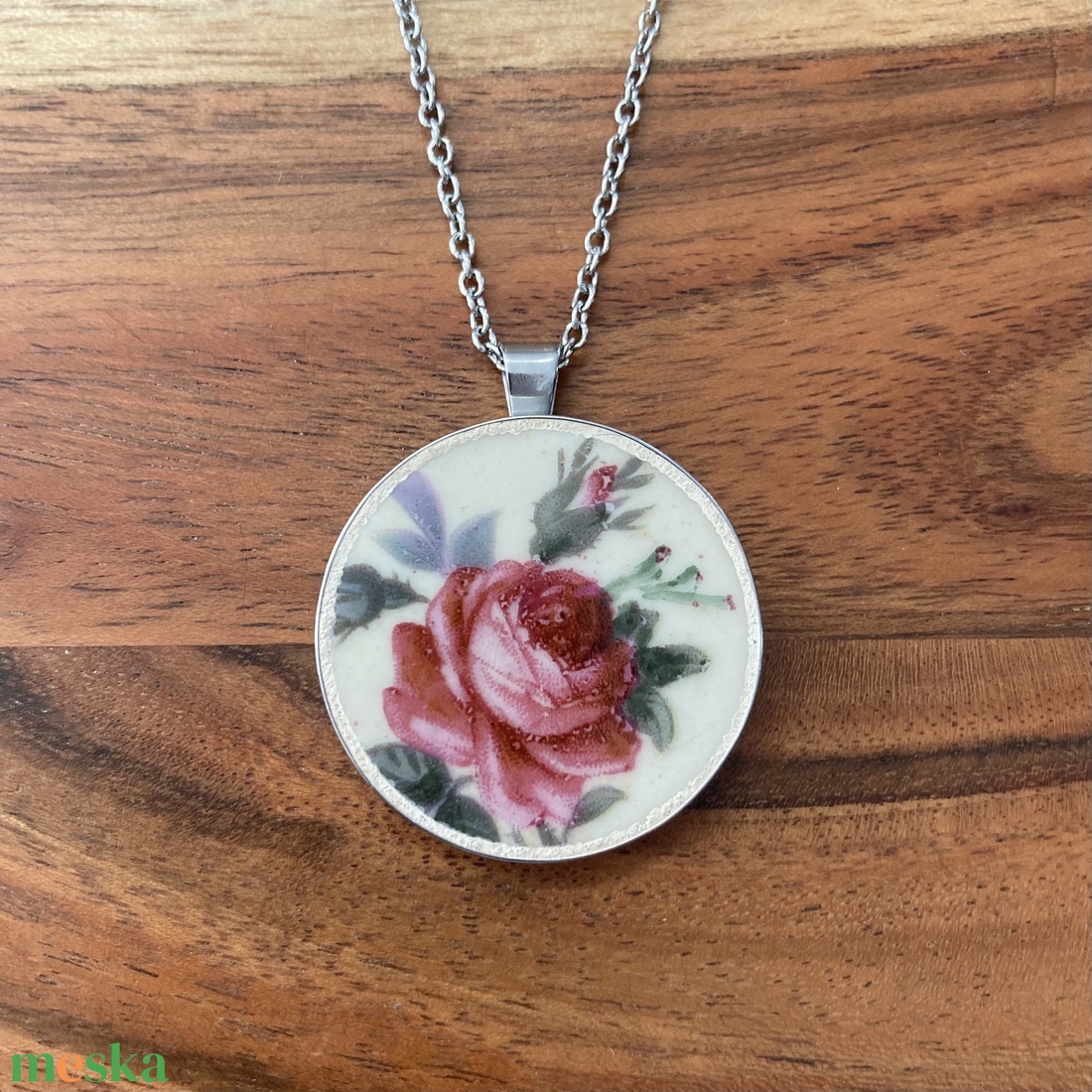 Mentett porcelán darabok - rózsás nagy medálos nyaklánc - nemesacél - ékszer - nyaklánc - medálos nyaklánc - Meska.hu