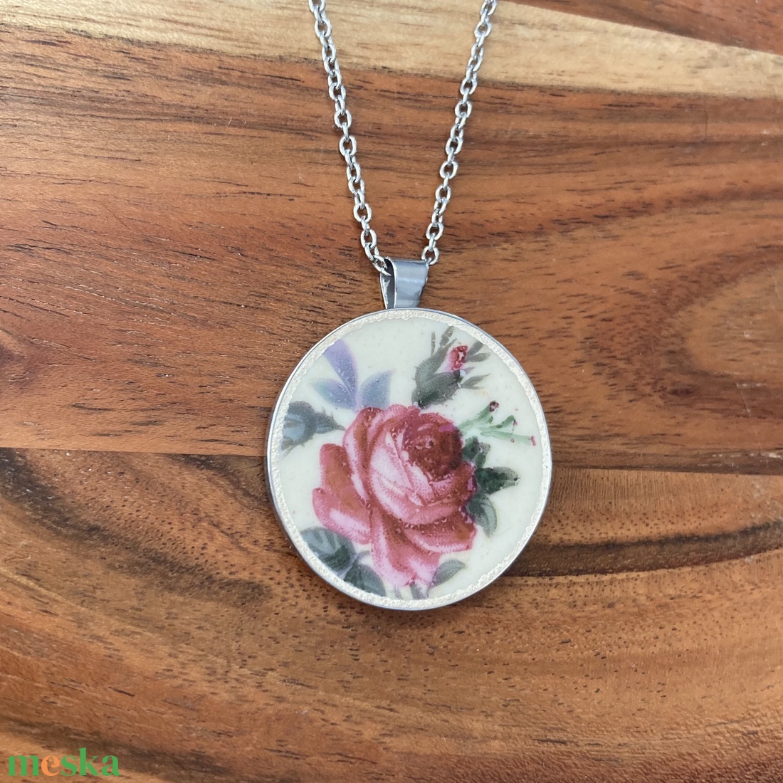 Mentett porcelán darabok - rózsás nagy medálos nyaklánc - nemesacél - ékszer - nyaklánc - medálos nyaklánc - Meska.hu