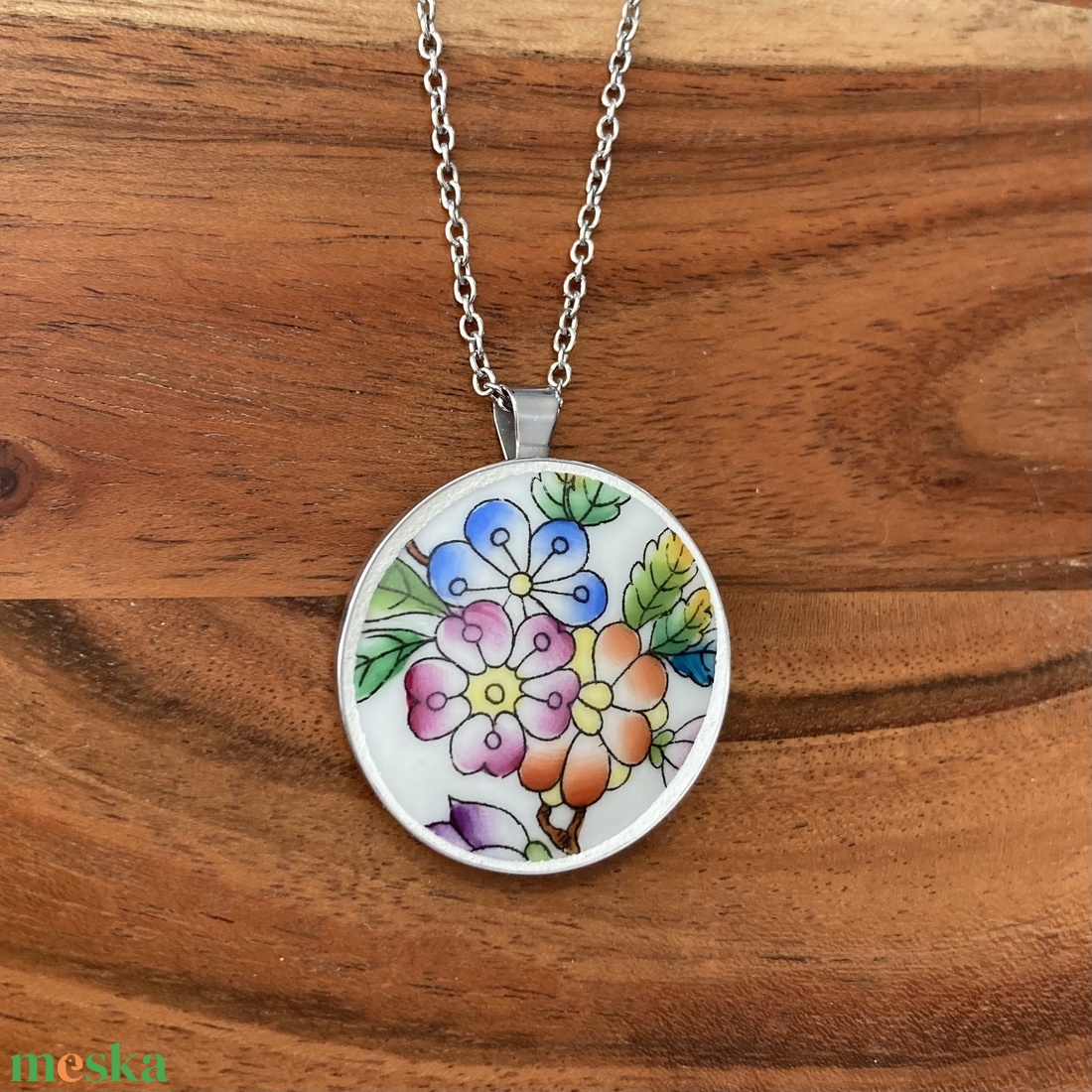 Mentett porcelán darabok - virágos nagy medálos nyaklánc - nemesacél - ékszer - nyaklánc - medálos nyaklánc - Meska.hu