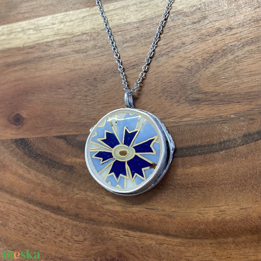 Mentett porcelán darabok - búzavirágos nyaklánc - ékszer - nyaklánc - medálos nyaklánc - Meska.hu