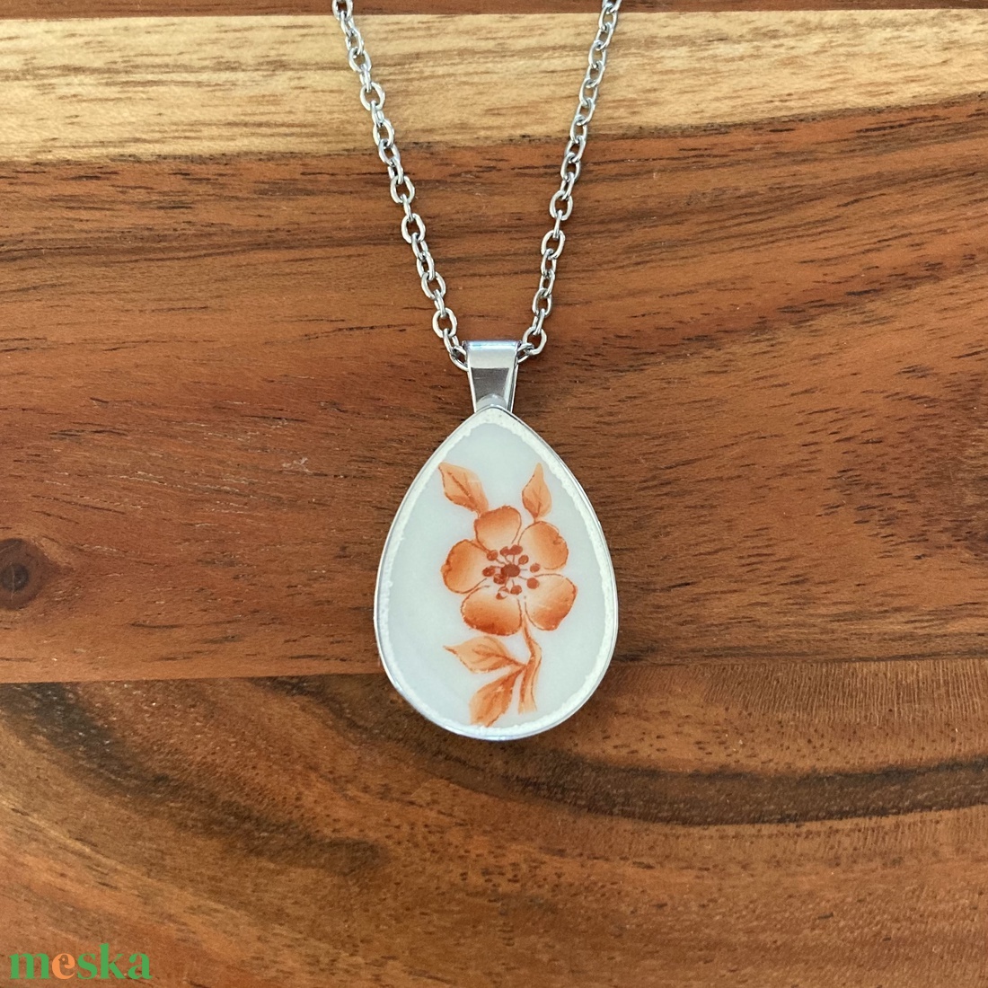 Mentett porcelán darabok - narancs virágos nyaklánc - nemesacél csepp medálos - ékszer - nyaklánc - medálos nyaklánc - Meska.hu