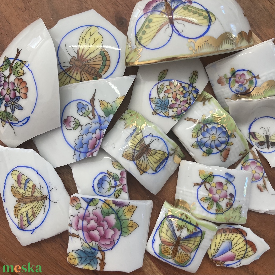 Mentett porcelán darabok - virágos nagy medálos nyaklánc - nemesacél - ékszer - nyaklánc - medálos nyaklánc - Meska.hu