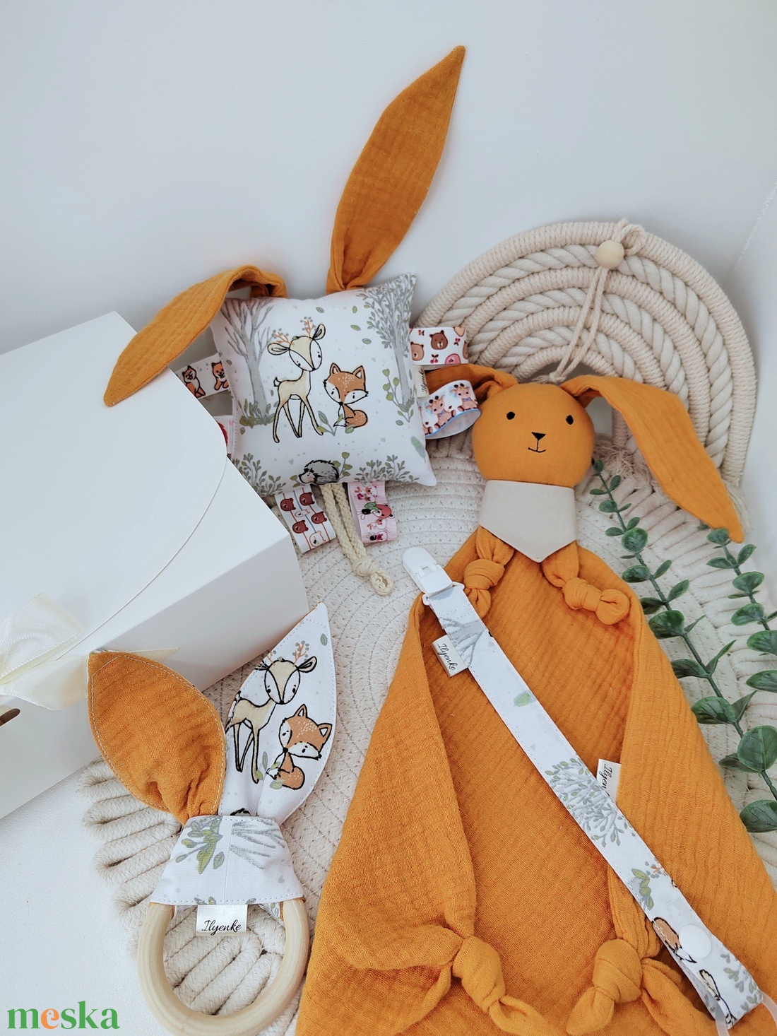 BabyBox, ajándék névhímzéssel - játék & sport - babalátogató ajándékcsomag - Meska.hu