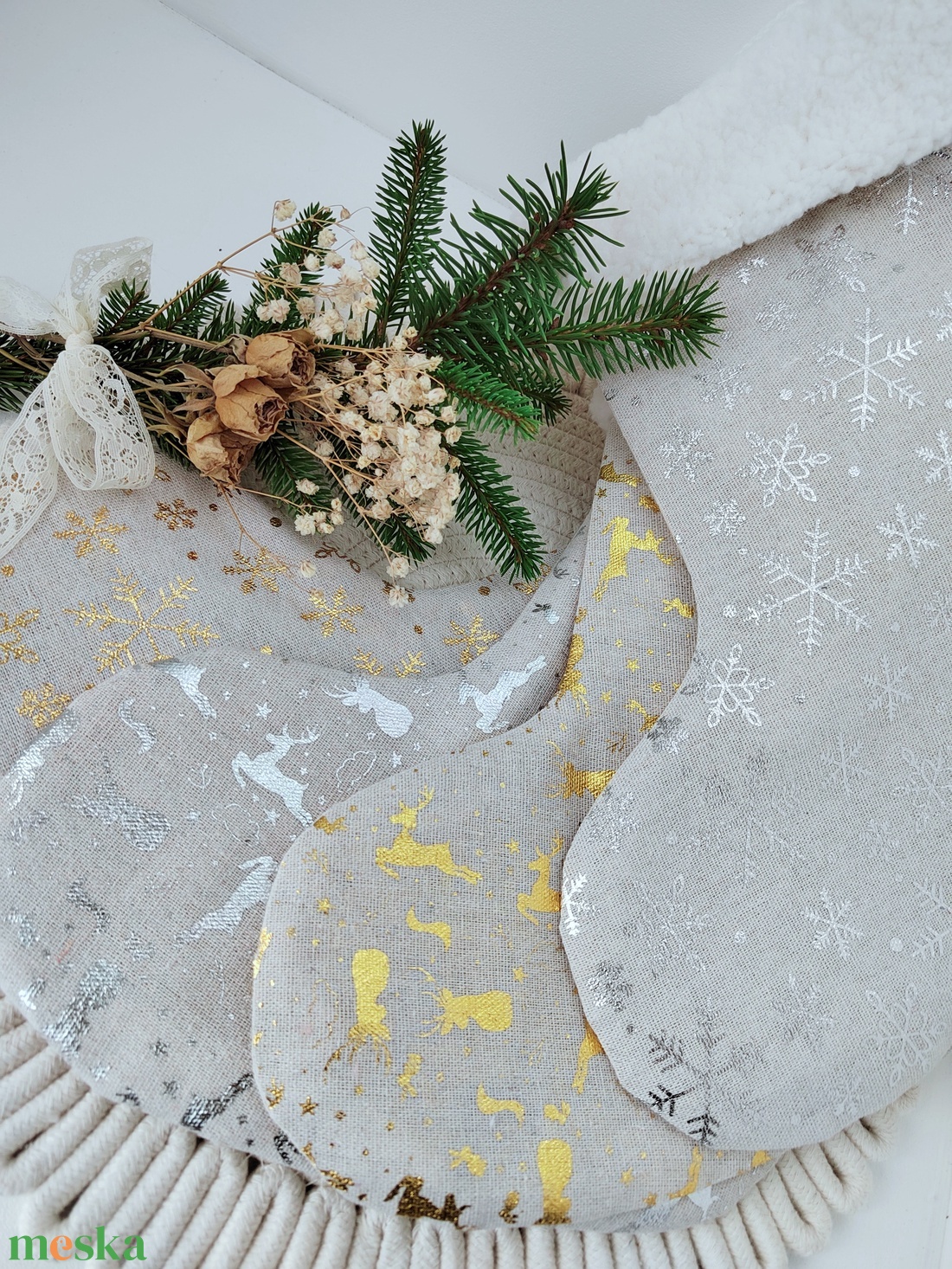 Mikulás csizma/karácsonyi zokni arany szarvas mintával  - karácsony - mikulás - mikulás csizma és zokni - Meska.hu