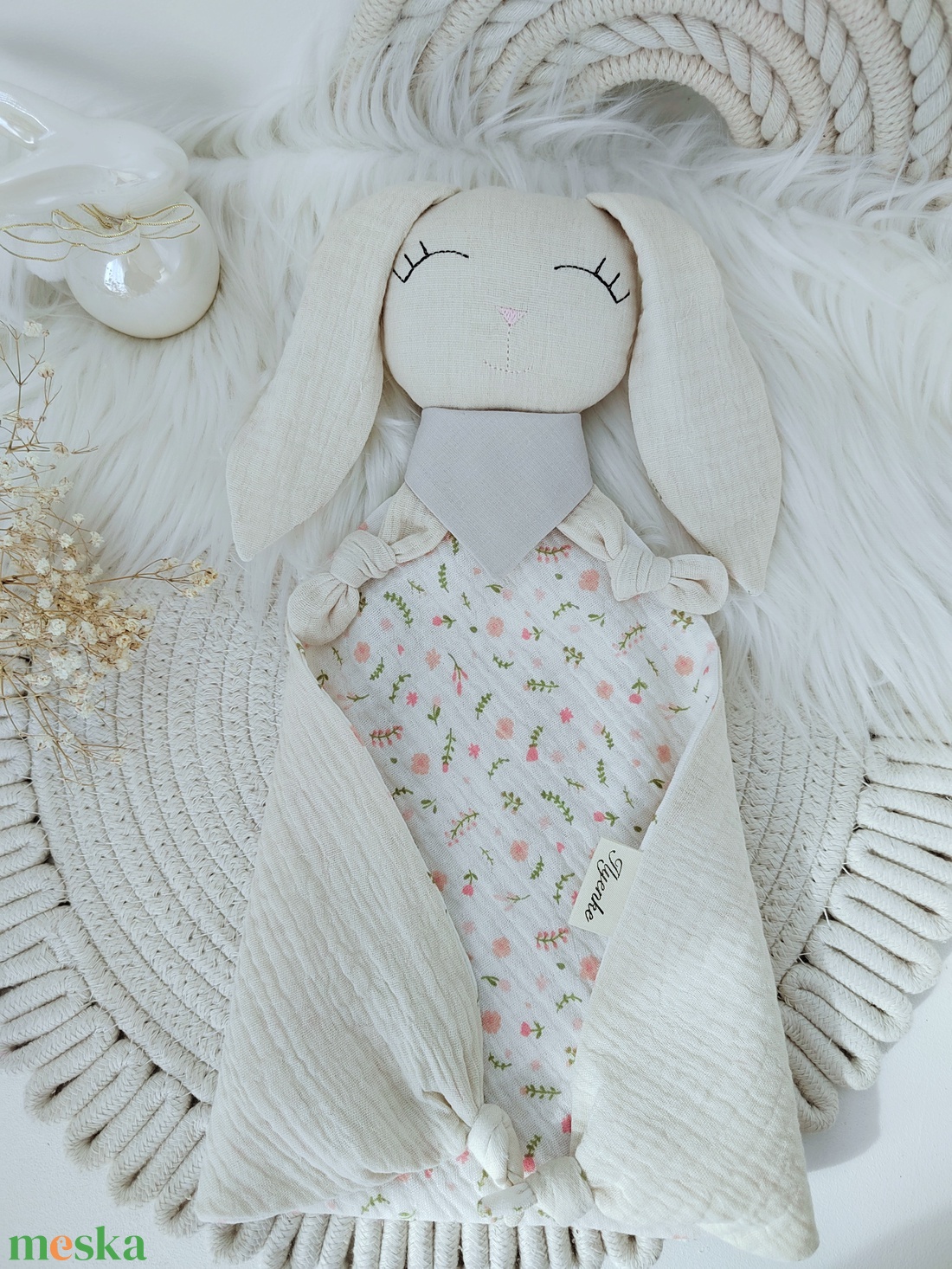 Apró virágos, dupla géz nyuszi - baba - mama - baba játékok - szundikendő, alvóka - Meska.hu