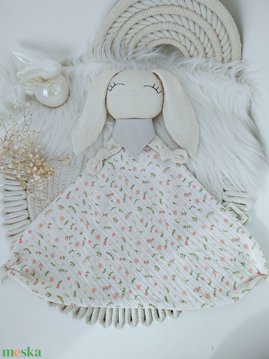 Apró virágos, dupla géz nyuszi - baba - mama - baba játékok - szundikendő, alvóka - Meska.hu