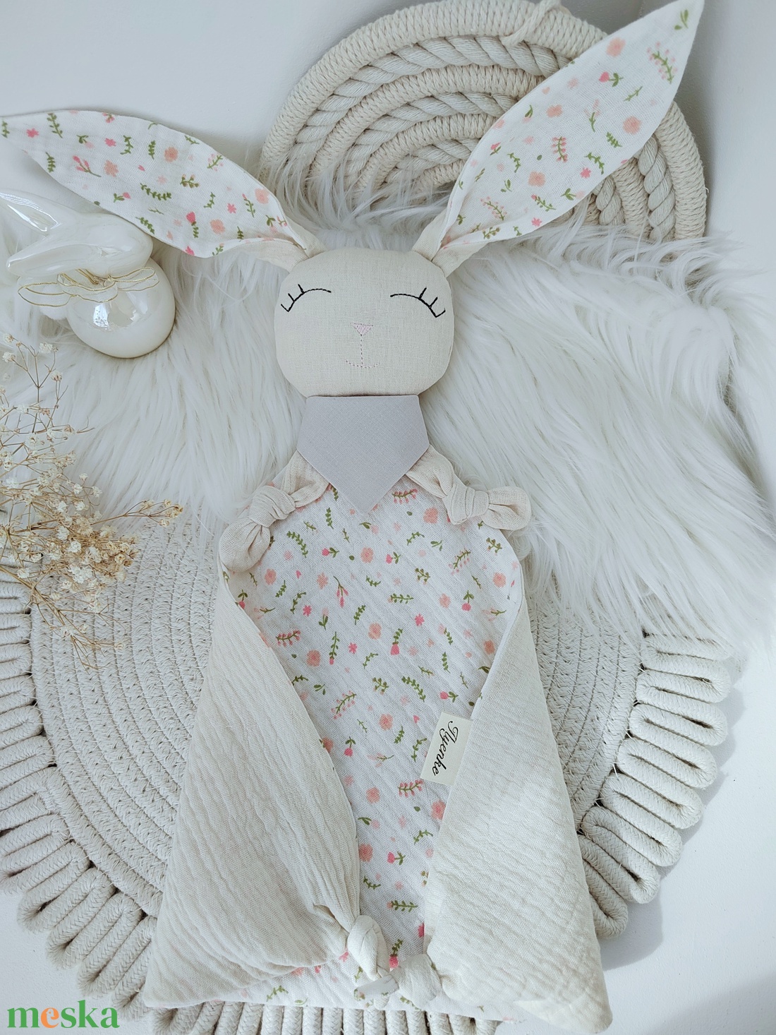 Apró virágos, dupla géz nyuszi - baba - mama - baba játékok - szundikendő, alvóka - Meska.hu