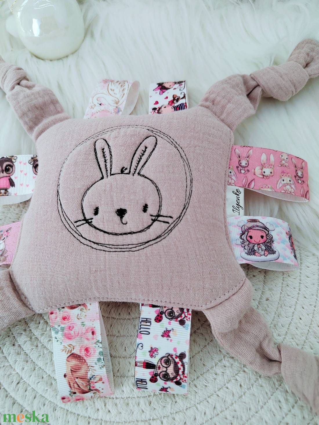 Dupla géz, hímzett cimkepárna - baba - mama - baba játékok - babakocka - Meska.hu