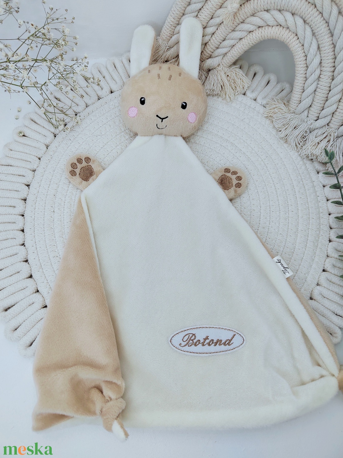Plüss nyuszi rongyi - baba - mama - baba játékok - szundikendő, alvóka - Meska.hu