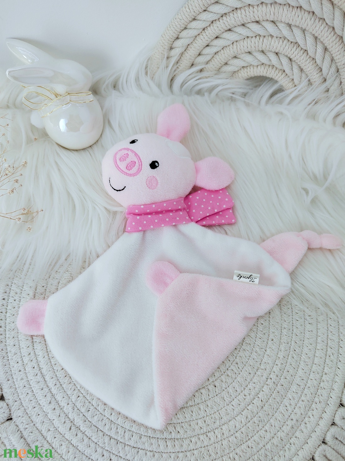 Cuki plüss malacka.  - baba - mama - baba játékok - szundikendő, alvóka - Meska.hu