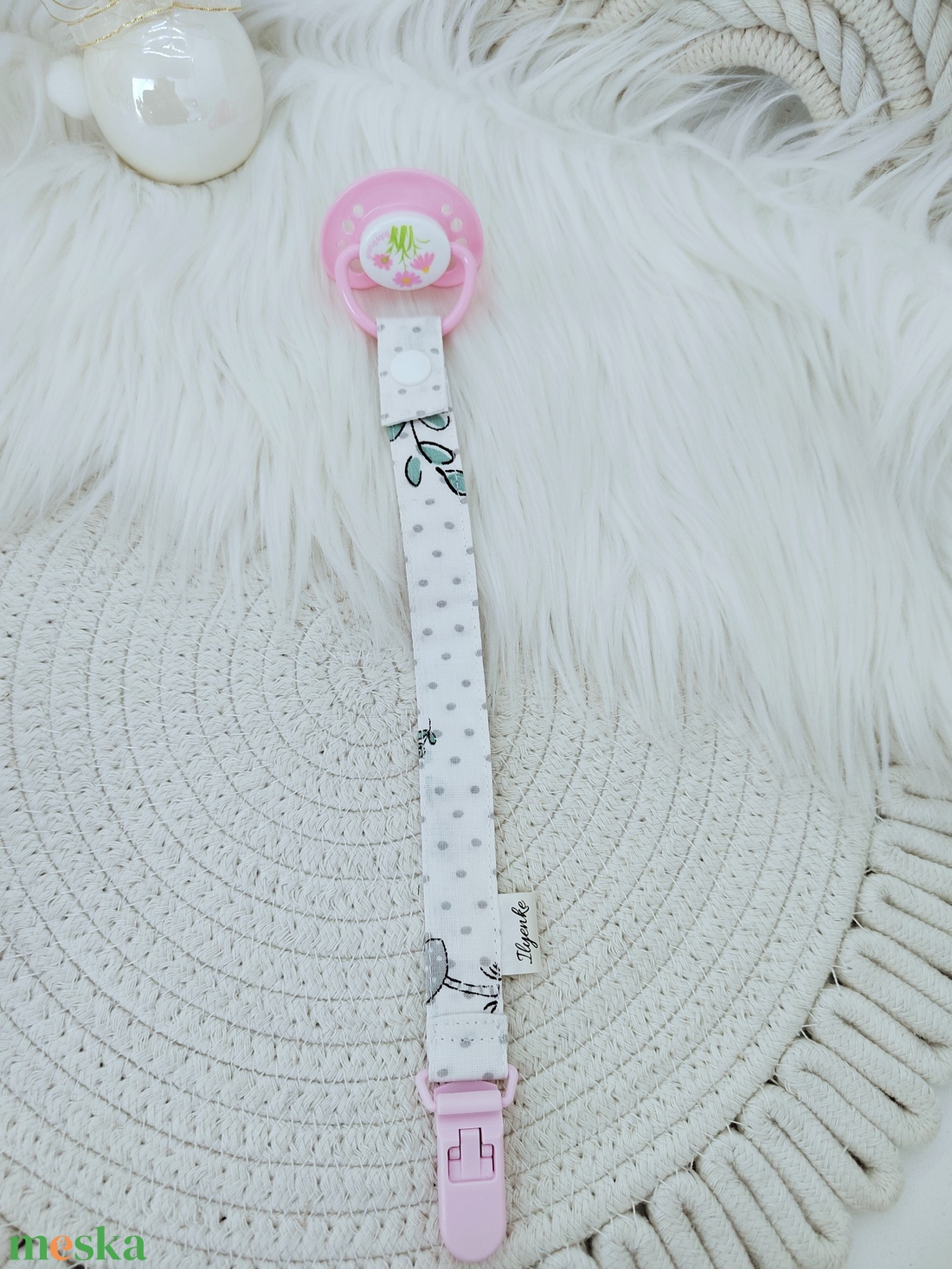 Textil cumitartó pánt.  - baba - mama - baba játékok - cumilánc - Meska.hu