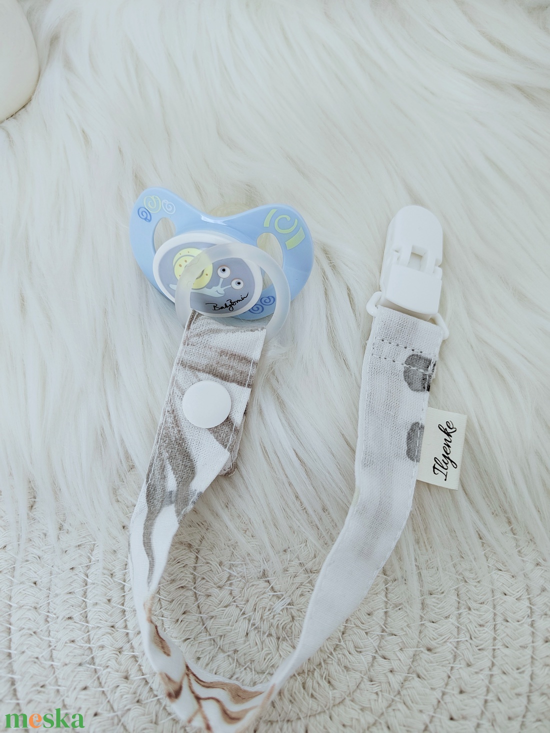 Textil cumitartó pánt.  - baba - mama - baba játékok - cumilánc - Meska.hu