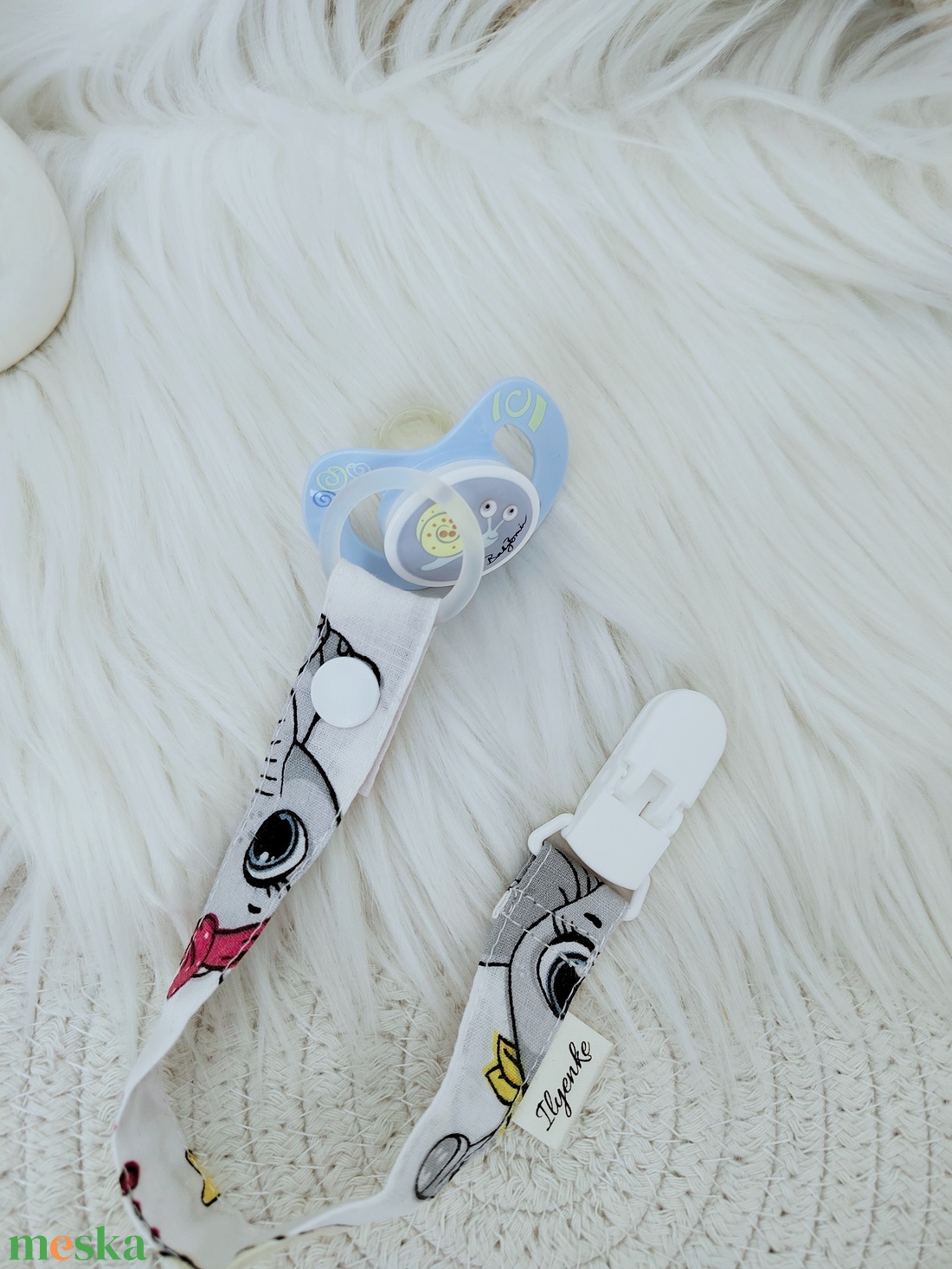 Textil cumitartó pánt.  - baba - mama - baba játékok - cumilánc - Meska.hu