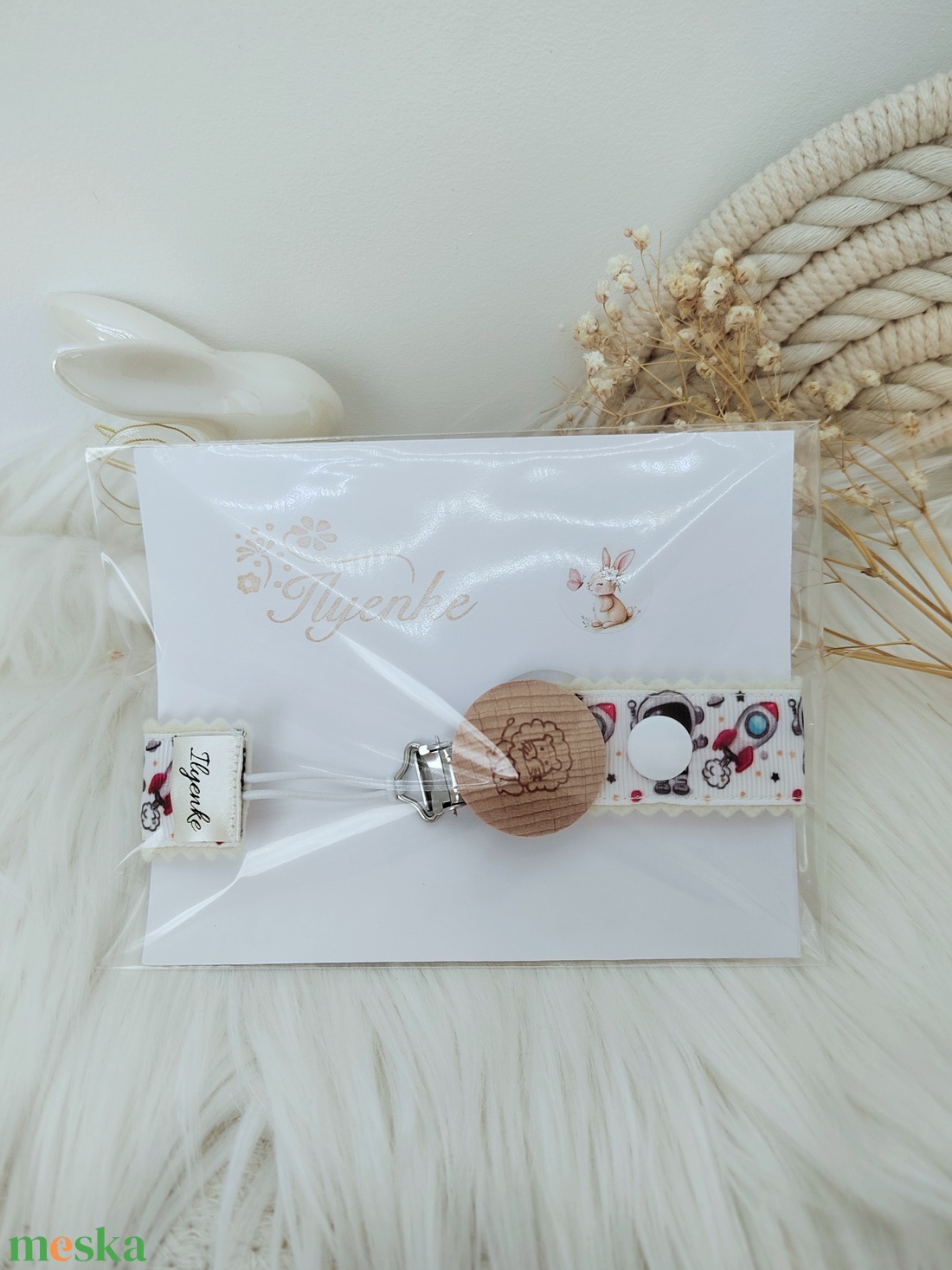 Textil cumitartó pánt.  - baba - mama - baba játékok - cumilánc - Meska.hu