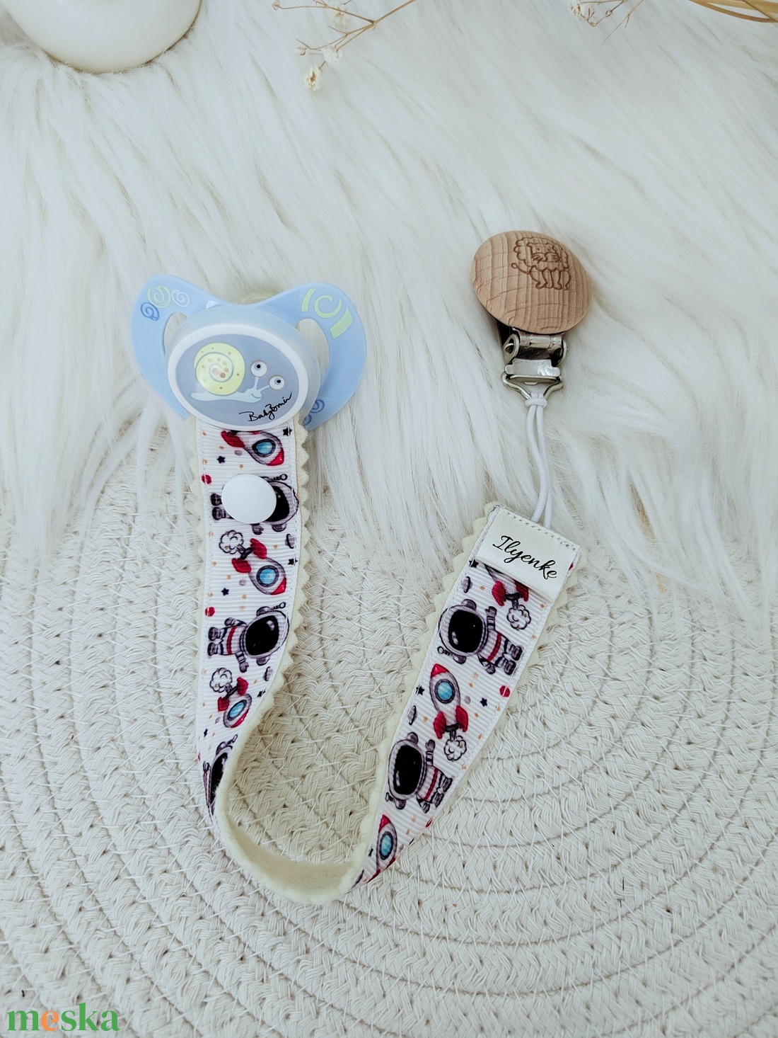 Textil cumitartó pánt.  - baba - mama - baba játékok - cumilánc - Meska.hu