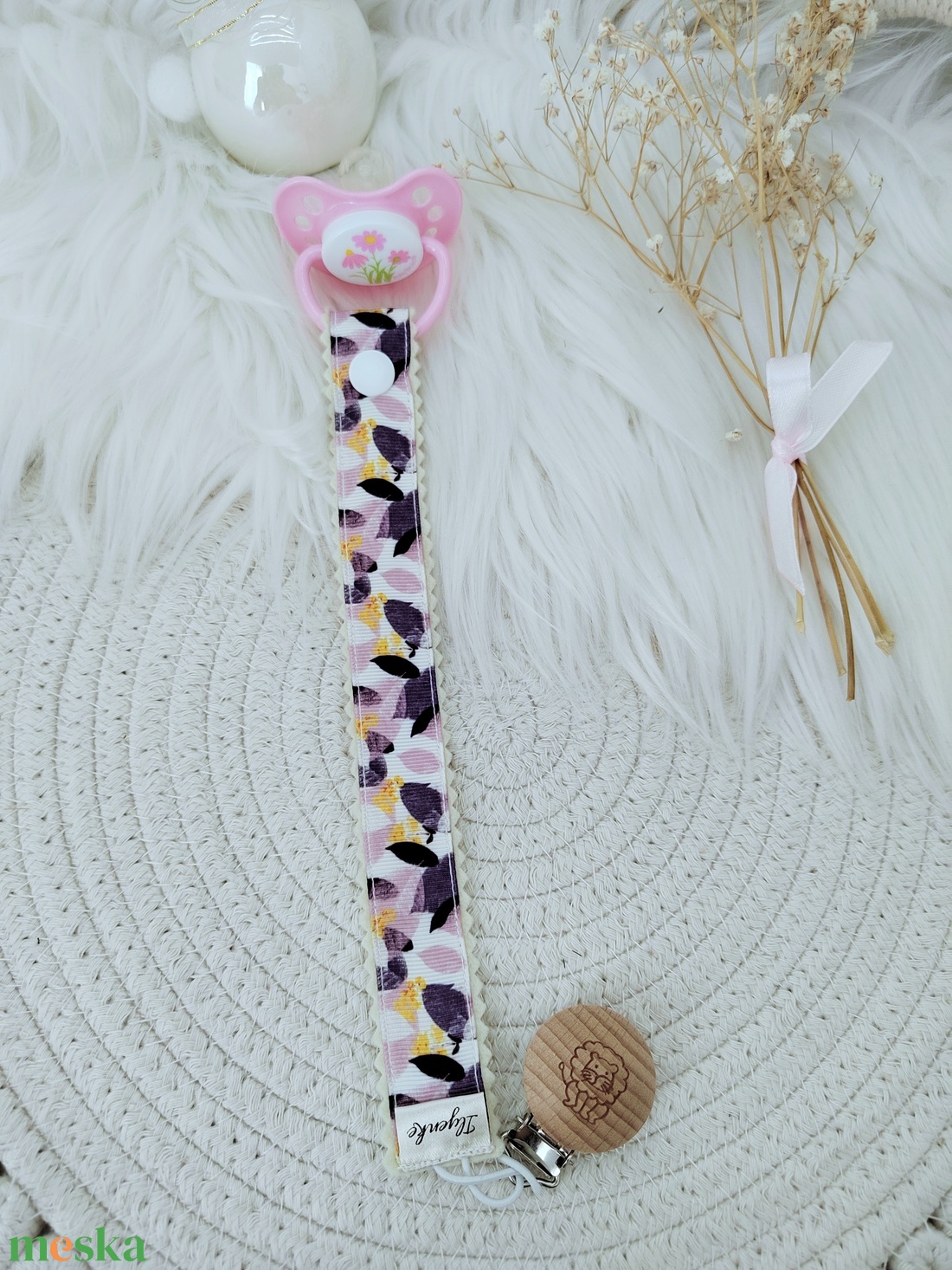 Textil cumitartó pánt.  - baba - mama - baba játékok - cumilánc - Meska.hu