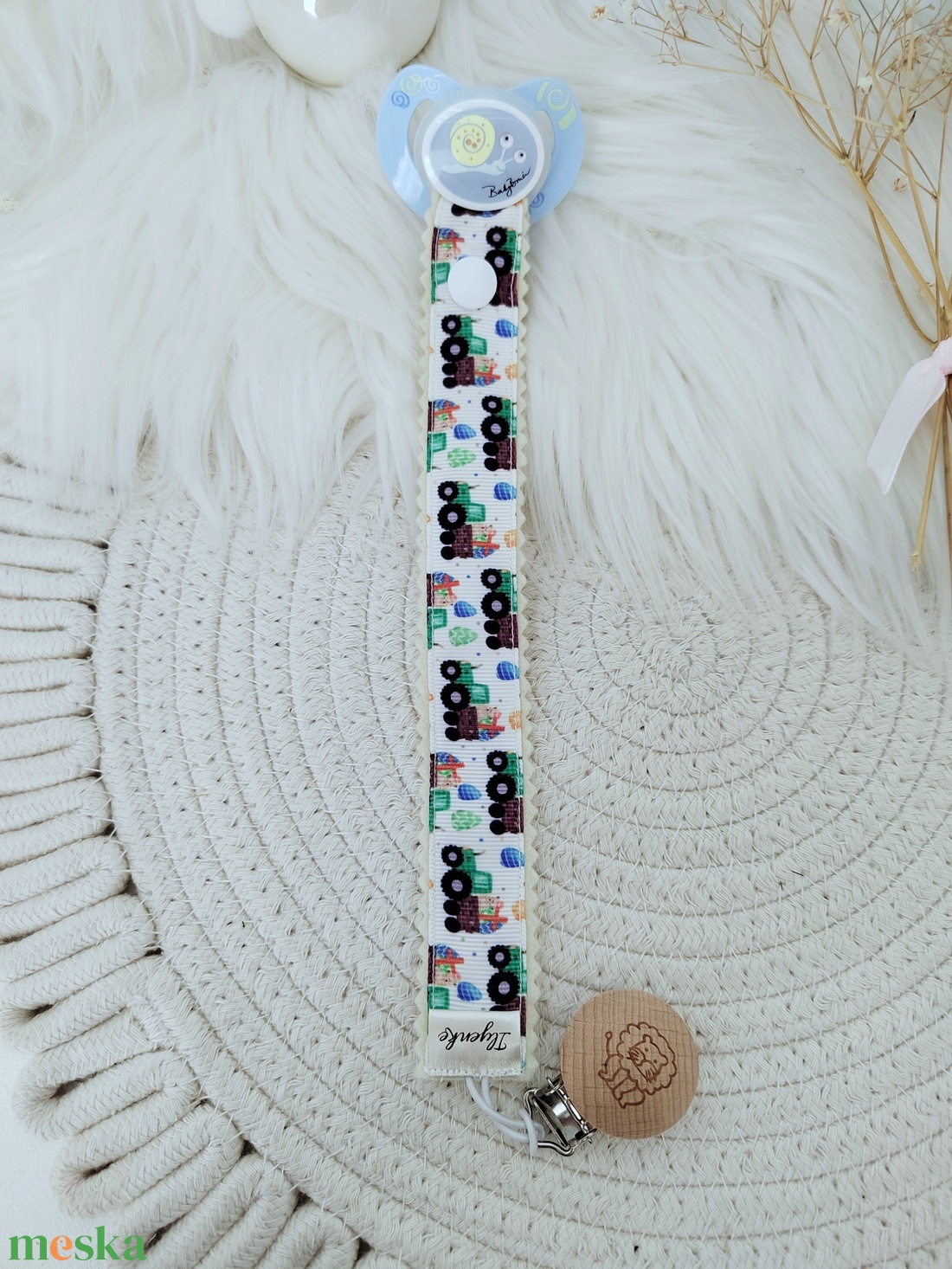 Textil cumitartó pánt.  - baba - mama - baba játékok - cumilánc - Meska.hu