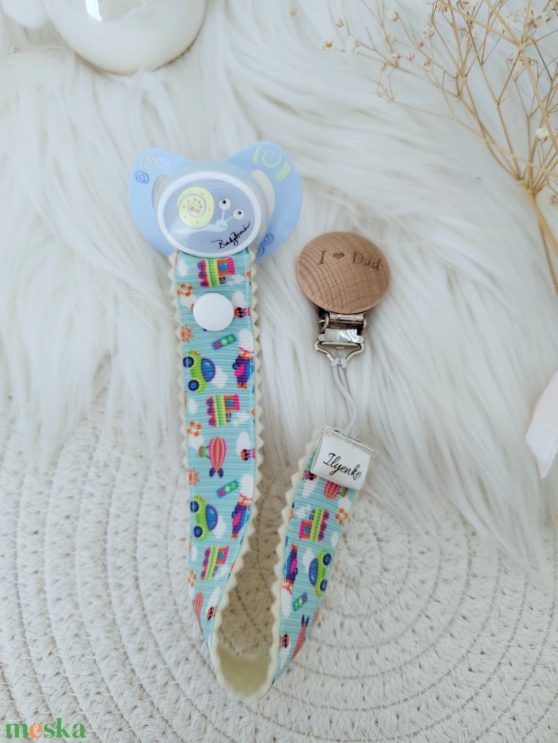 Textil cumitartó pánt.  - baba - mama - baba játékok - cumilánc - Meska.hu