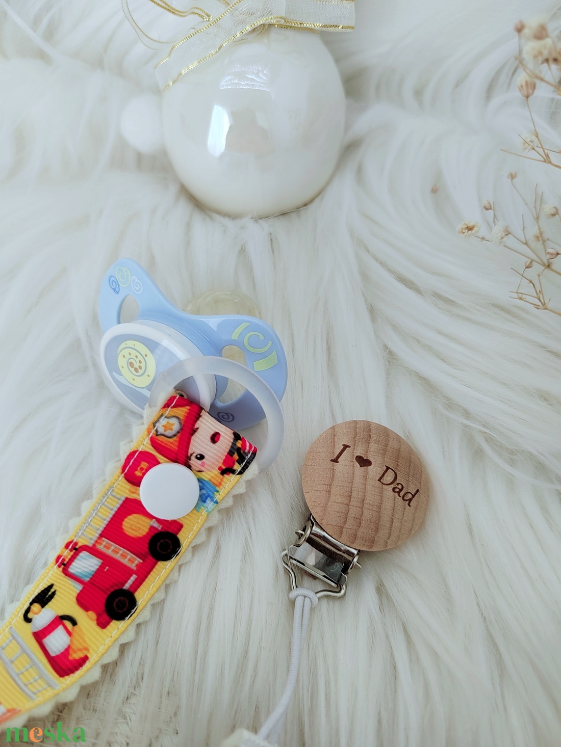 Textil cumitartó pánt.  - baba - mama - baba játékok - cumilánc - Meska.hu