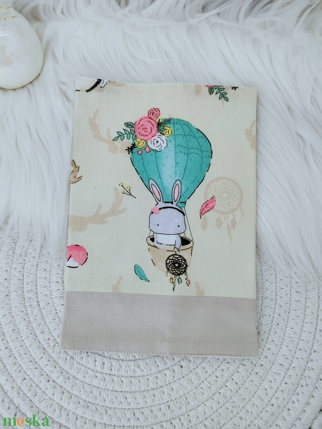 Két rétegű kiskönyv borító  - baba - mama - babaemlékek - egészségügyi kiskönyv borító - Meska.hu