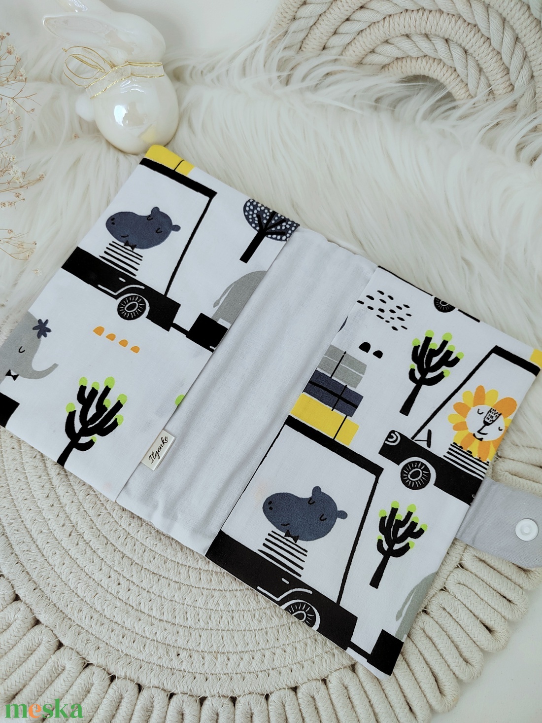 Bélelt, patentos kiskönyv boritó  - baba - mama - babaemlékek - egészségügyi kiskönyv borító - Meska.hu