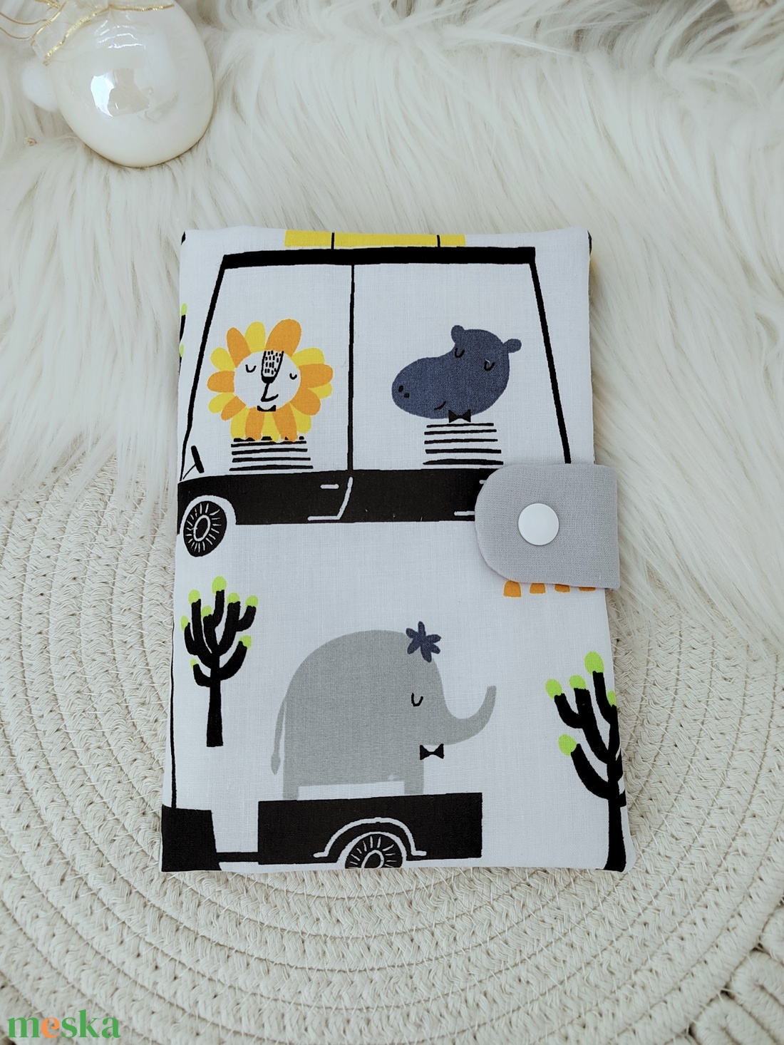 Bélelt, patentos kiskönyv boritó  - baba - mama - babaemlékek - egészségügyi kiskönyv borító - Meska.hu