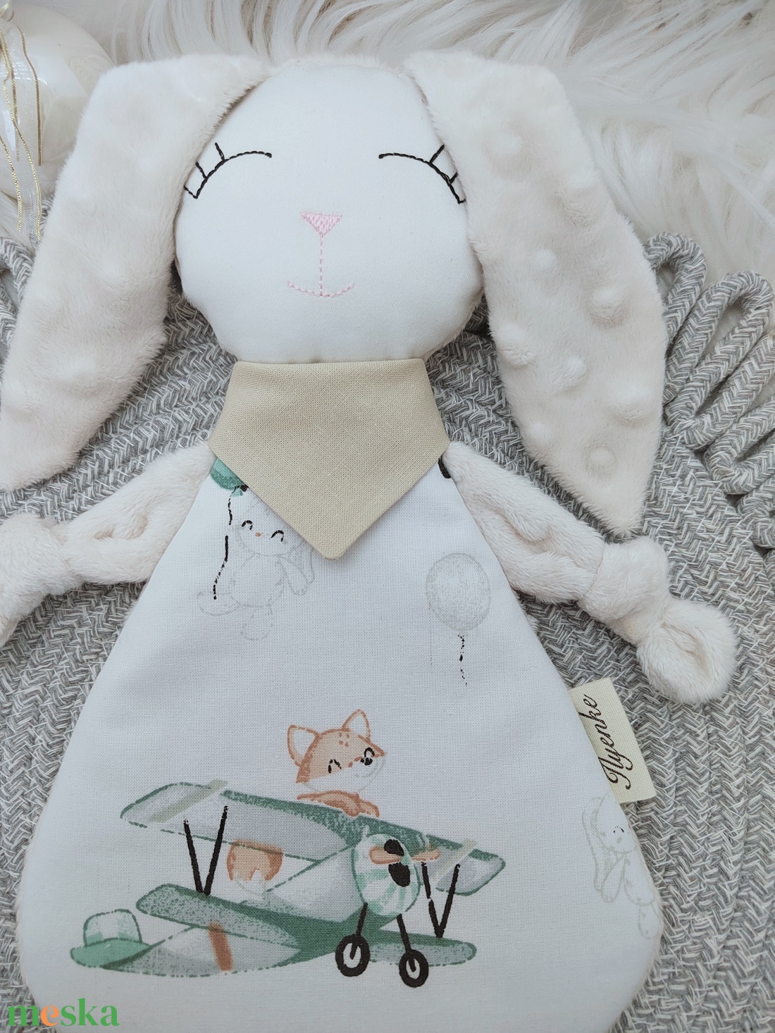 Minky rongyi nyuszi - baba - mama - baba játékok - szundikendő, alvóka - Meska.hu