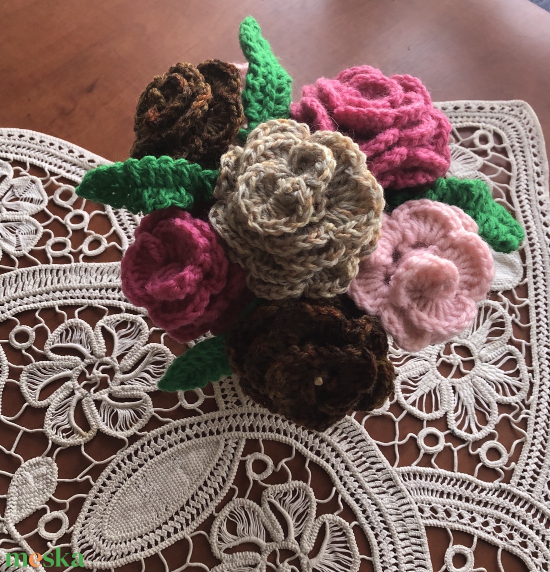 Horgolt csokor  - otthon & életmód - dekoráció - asztal és polc dekoráció - asztaldísz - Meska.hu